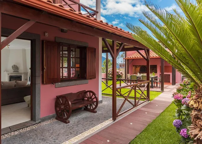 Casa Do Rosario By An Island Holiday home *